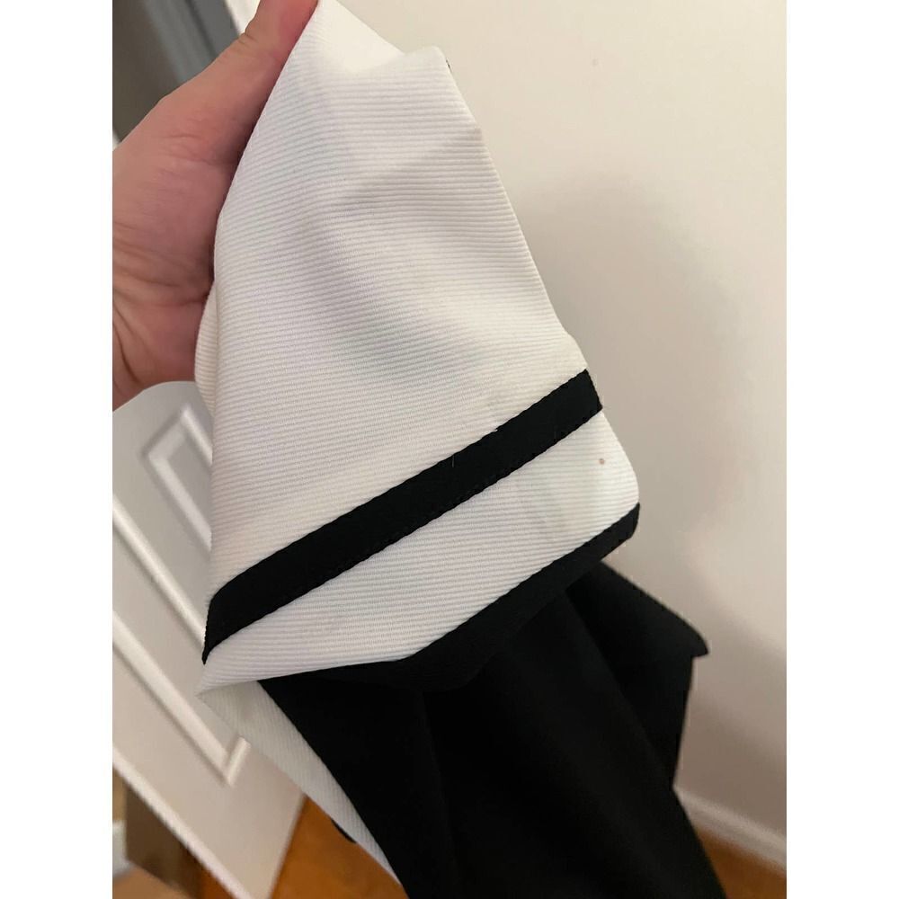Trina Turk White Trousers with Back Stripes and Black Back Sz. 4 - Picture 8 of 8